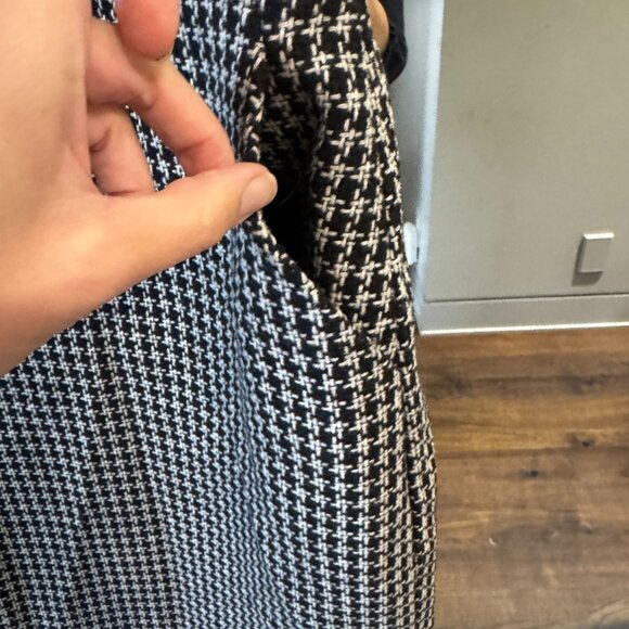 J.Crew Black & White Tweed Sheath Dress – Size 2 – Classic Style - Picture 2 of 6